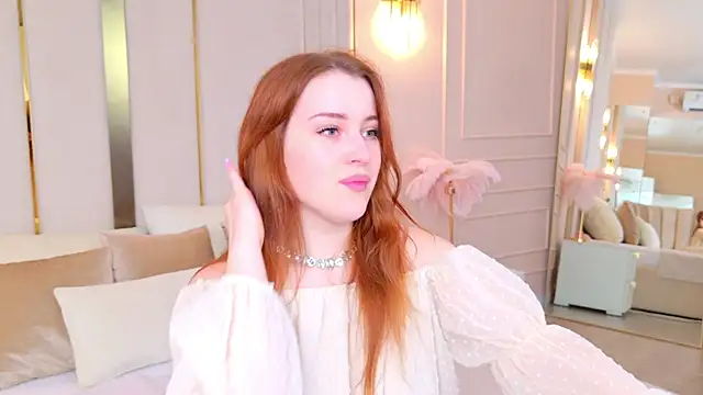 Snapshot of EllieGarson chatting on November 12, 2025, 5:06 pm EllieGarson online show from November 12, 2025, 5:06 pm