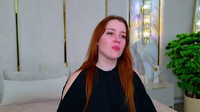 Snapshot of EllieGarson chatting on November 23, 2025, 5:01 pm EllieGarson online show from November 23, 2025, 5:01 pm