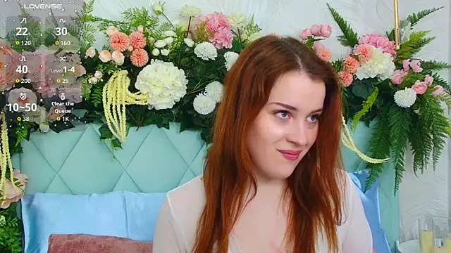 Snapshot of EllieGarson chatting on November 8, 2025, 5:05 pm EllieGarson online show from November 8, 2025, 5:05 pm