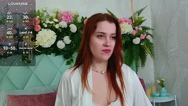 Snapshot of EllieGarson chatting on October 6, 2025, 5:13 pm EllieGarson online show from October 6, 2025, 5:13 pm