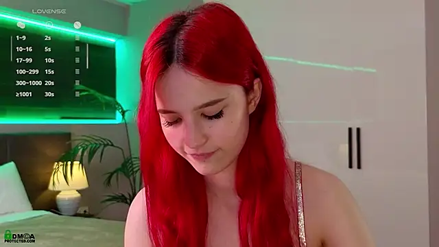 Rina Red online show from September 10, 2025, 1:48 am