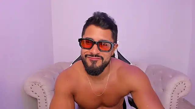 Santiago huntt online show from March 13, 2026, 9:09 pm