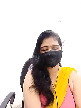 Lucky-Deepthi online show from April 19, 2026, 1:06 am