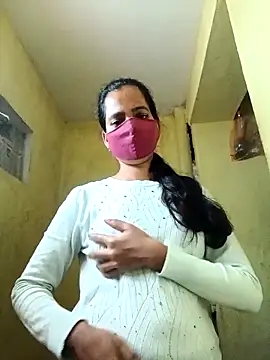 Snapshot of Pooja_cut chatting on October 31, 2025, 7:05 am Pooja cut online show from October 31, 2025, 7:05 am