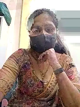 priyancyfun online show from April 15, 2026, 4:55 pm