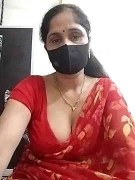 priyancyfun online show from October 31, 2025, 4:58 pm