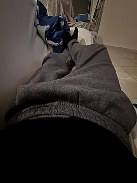 Snapshot of ziotony98 chatting on November 9, 2025, 6:01 pm ziotony98 online show from November 9, 2025, 6:01 pm