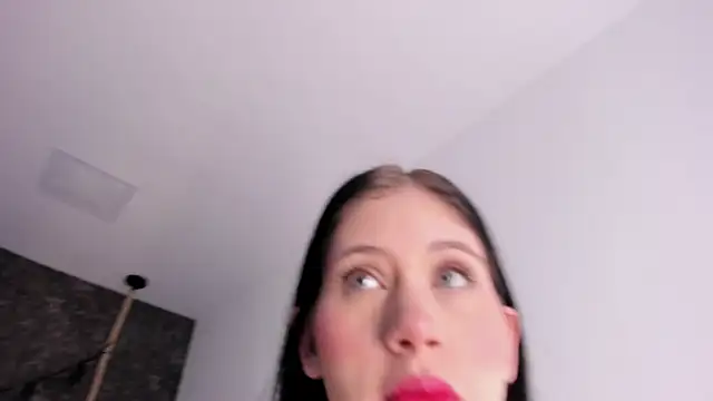 sara  jones gh online show from February 19, 2026, 7:00 pm