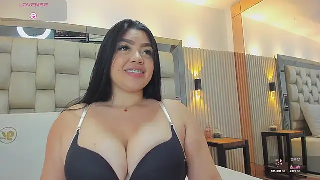 ashlyn parker online show from March 6, 2025, 7:32 pm