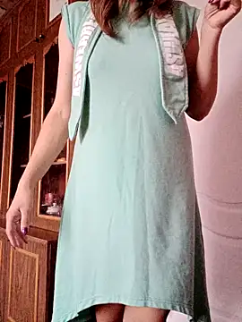 Snapshot of Calibers2932 chatting on October 9, 2025, 7:09 am Calibers2932 online show from October 9, 2025, 7:09 am