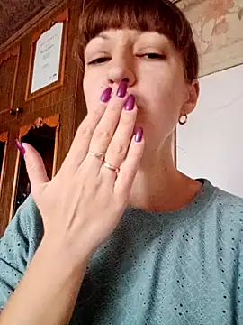 Snapshot of Calibers2932 chatting on October 16, 2025, 10:23 am Calibers2932 online show from October 16, 2025, 10:23 am