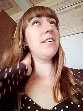 Snapshot of Calibers2932 chatting on October 1, 2025, 6:29 am Calibers2932 online show from October 1, 2025, 6:29 am