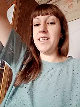 Snapshot of Calibers2932 chatting on November 21, 2025, 8:35 am Calibers2932 online show from November 21, 2025, 8:35 am