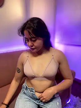 Camila pinkk online show from January 9, 2026, 4:14 pm