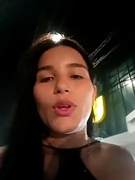 Snapshot of the_queen_of_street chatting on October 15, 2025, 3:16 am the queen of street online show from October 15, 2025, 3:16 am