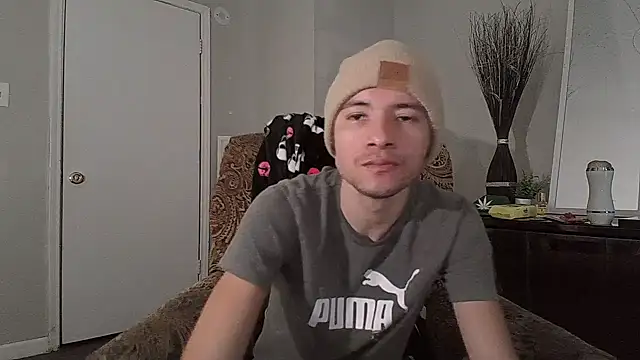 azzel19 online show from January 30, 2025, 7:37 pm