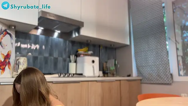 Snapshot of Shyrubate chatting on June 17, 2026, 6:46 am Shyrubate online show from June 17, 2026, 6:46 am
