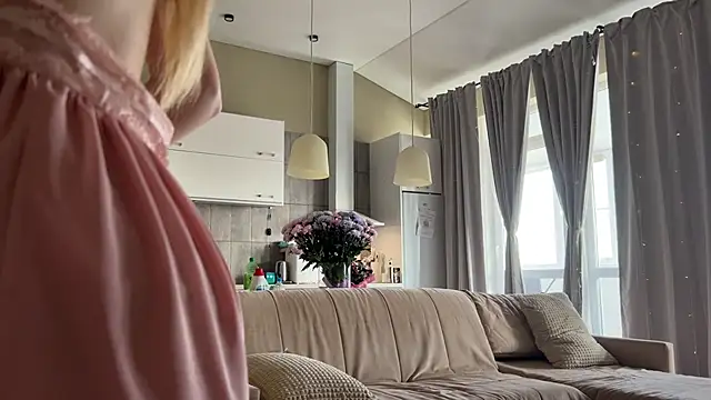 Snapshot of Shyrubate chatting on November 8, 2025, 10:19 am Shyrubate online show from November 8, 2025, 10:19 am