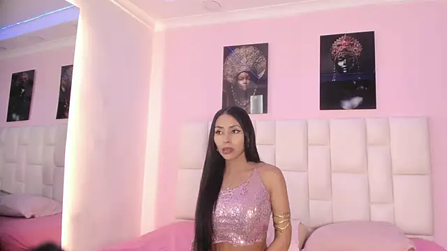 Charlot Vega  online show from November 17, 2025, 11:25 am