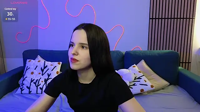 Snapshot of Harleen_Moore chatting on February 23, 2025, 8:11 pm Harleen Moore online show from February 23, 2025, 8:11 pm