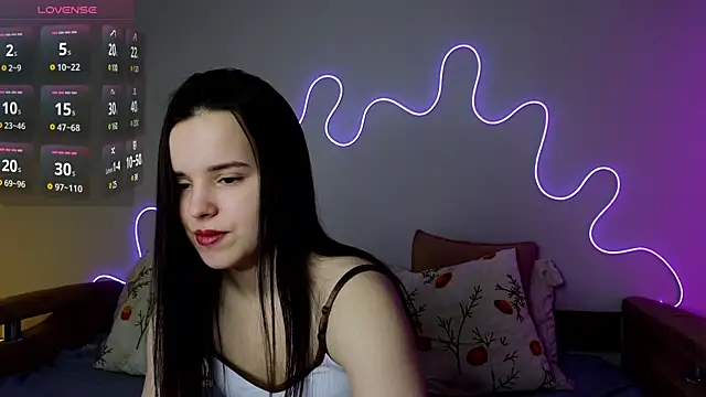 Snapshot of Harleen_Moore chatting on March 13, 2025, 10:32 pm Harleen Moore online show from March 13, 2025, 10:32 pm