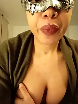 h4cDesy online show from January 26, 2025, 6:16 pm