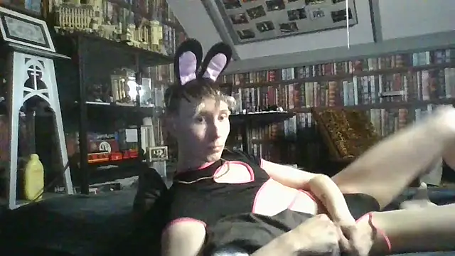 Snapshot of Slytherin-Boy009 chatting on January 10, 2025, 7:32 pm Slytherin-Boy009 online show from January 10, 2025, 7:32 pm