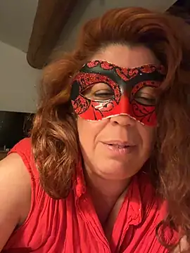 Snapshot of sweetinside_ chatting on July 20, 2026, 10:45 pm sweetinside online show from July 20, 2026, 10:45 pm