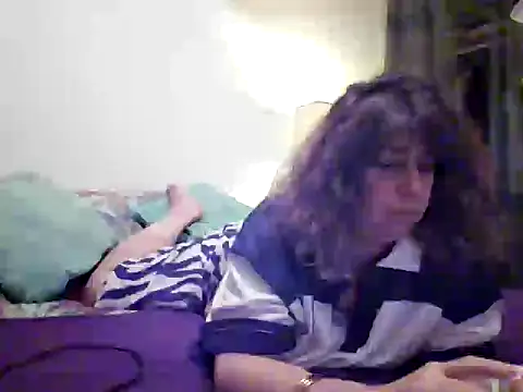 Snapshot of sweetinside_ chatting on November 12, 2025, 5:17 pm sweetinside online show from November 12, 2025, 5:17 pm