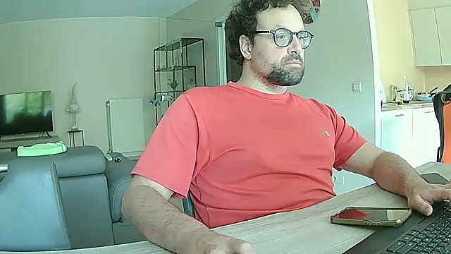 littlehairyman online show from September 10, 2025, 7:51 am