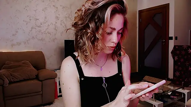 Eroticgiftxxx online show from February 24, 2025, 1:42 pm