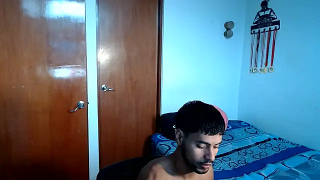 Snapshot of HOTLATINO2025 chatting on June 30, 2026, 4:07 pm HOTLATINO2025 online show from June 30, 2026, 4:07 pm