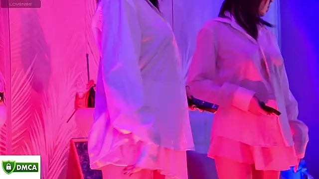 Snapshot of Emma_plux chatting on November 2, 2025, 8:08 am Emma plux online show from November 2, 2025, 8:08 am