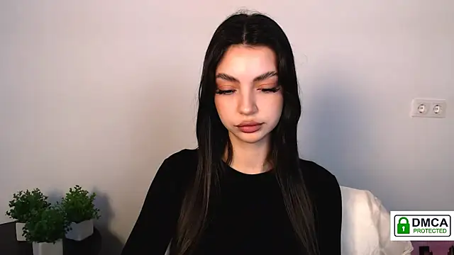 Lexi Jous online show from October 13, 2025, 2:07 pm