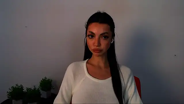 Lexi Jous online show from June 14, 2026, 12:06 pm