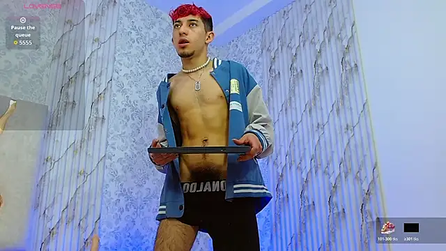 Snapshot of Axel_tay chatting on December 3, 2025, 11:31 am Axel tay online show from December 3, 2025, 11:31 am