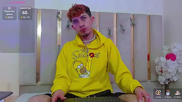 Snapshot of Axel_tay chatting on October 20, 2025, 4:03 am Axel tay online show from October 20, 2025, 4:03 am