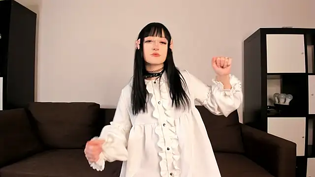 LorettaAngwin online show from January 18, 2025, 11:11 pm