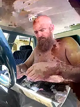 32XRedBeard online show from April 17, 2026, 5:16 pm