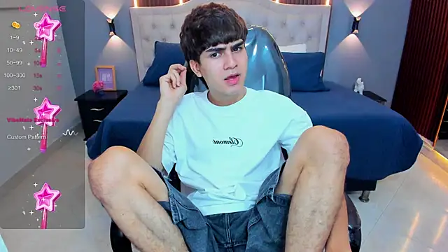 Snapshot of Tommy18__ chatting on July 21, 2026, 3:20 am Tommy18 online show from July 21, 2026, 3:20 am