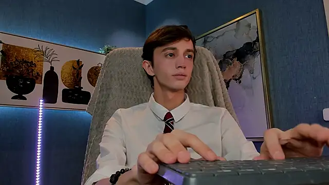 Snapshot of John_Weasley chatting on November 30, 2025, 1:56 pm John Weasley online show from November 30, 2025, 1:56 pm