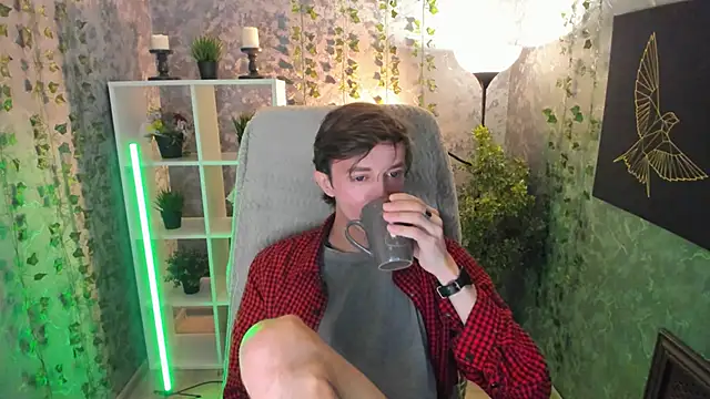 Snapshot of John_Weasley chatting on November 16, 2025, 12:54 pm John Weasley online show from November 16, 2025, 12:54 pm