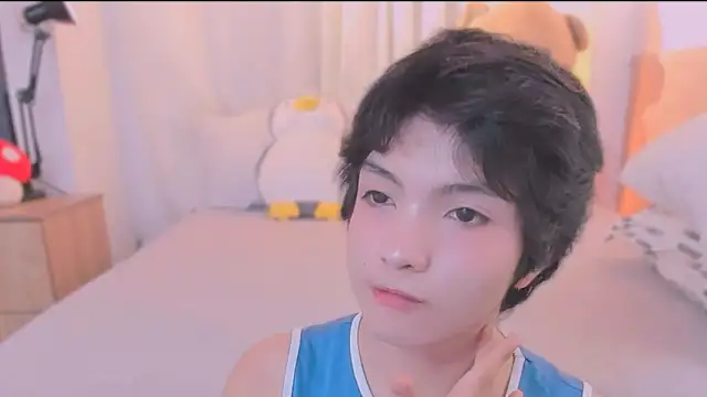 AllanYong18 online show from March 3, 2026, 6:09 am