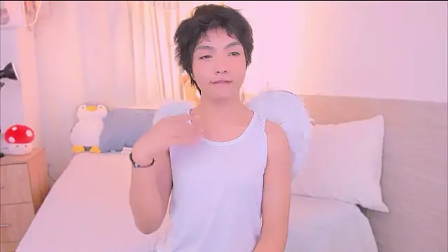 AllanYong18 online show from January 11, 2026, 6:31 am