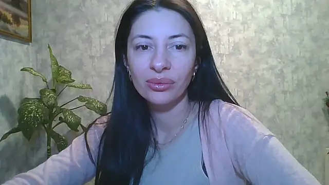 LissaBlossom online show from January 14, 2026, 3:43 am