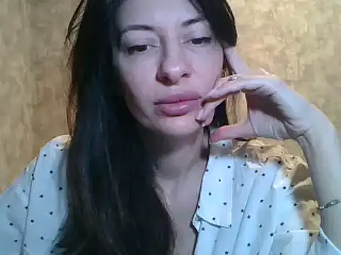 LissaBlossom online show from February 13, 2025, 4:43 am