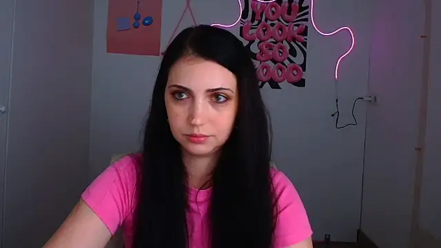 Snapshot of Amalia_amor chatting on July 6, 2026, 11:39 am Amalia amor online show from July 6, 2026, 11:39 am