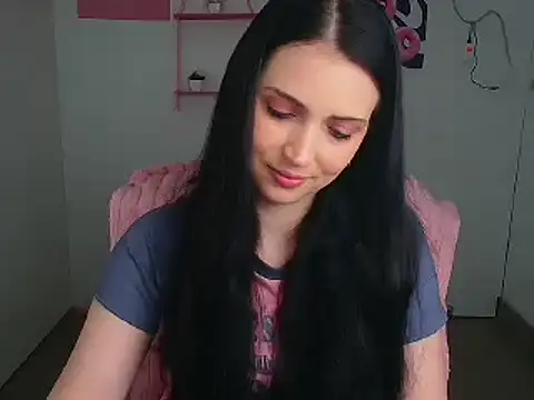 Snapshot of Amalia_amor chatting on April 21, 2026, 11:28 am Amalia amor online show from April 21, 2026, 11:28 am