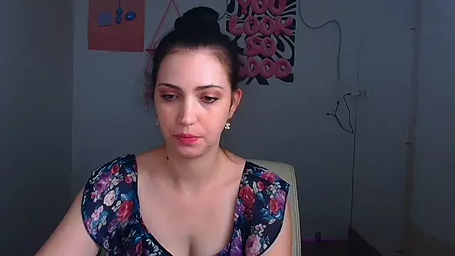 Snapshot of Amalia_amor chatting on July 2, 2026, 6:08 am Amalia amor online show from July 2, 2026, 6:08 am