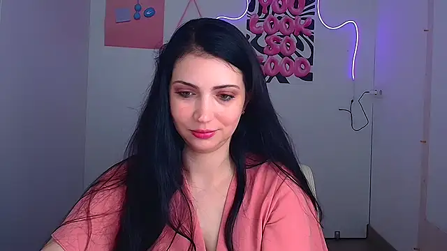 Snapshot of Amalia_amor chatting on June 17, 2026, 5:40 am Amalia amor online show from June 17, 2026, 5:40 am